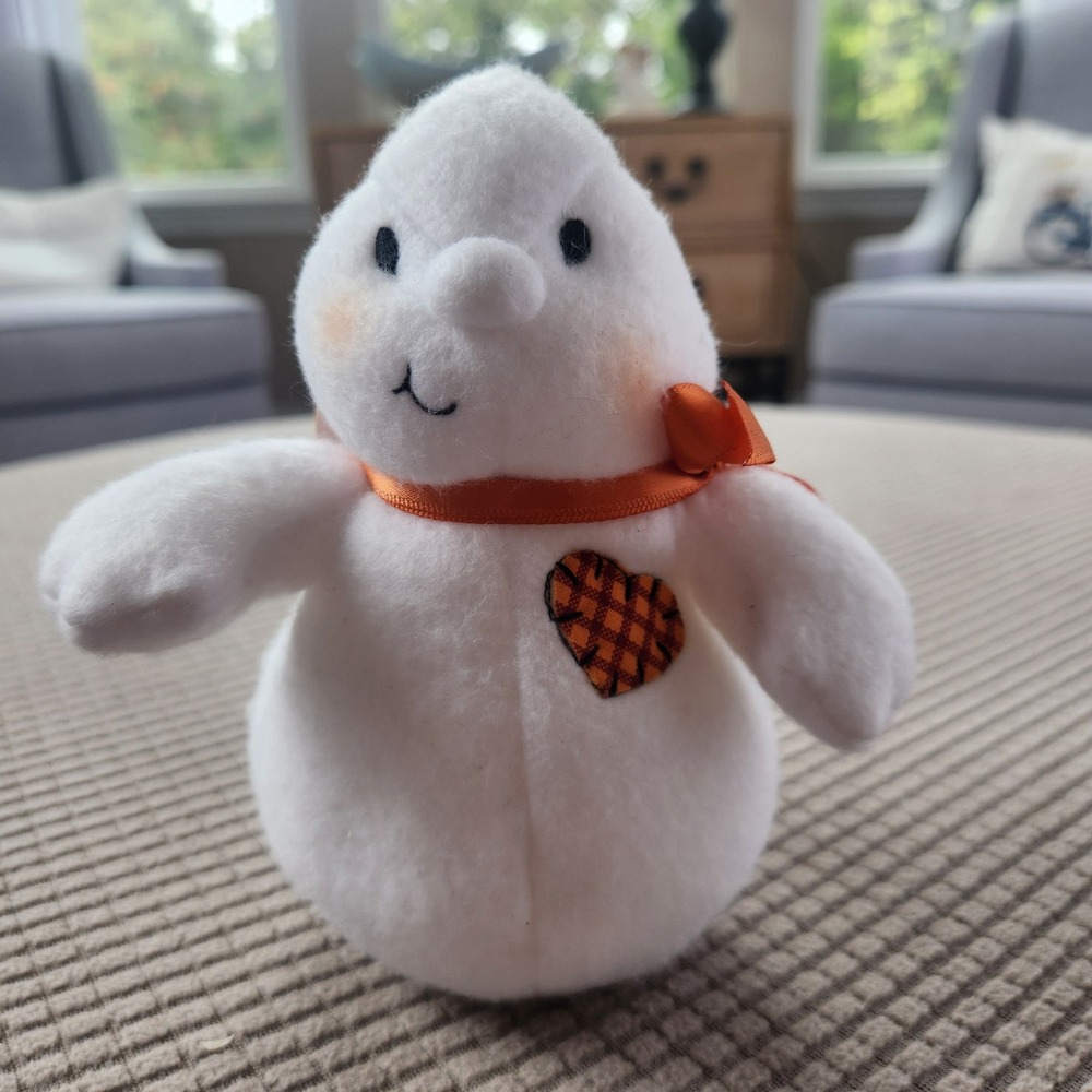 Vintage 2002 Hallmark Guy Ghost 6" Plush NWT Jerome Le Fantome HB03643